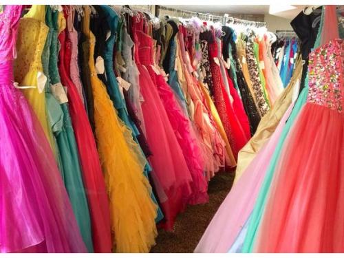 Моделей на бесплатный фотопроект с красивыми платьями ищу! 07