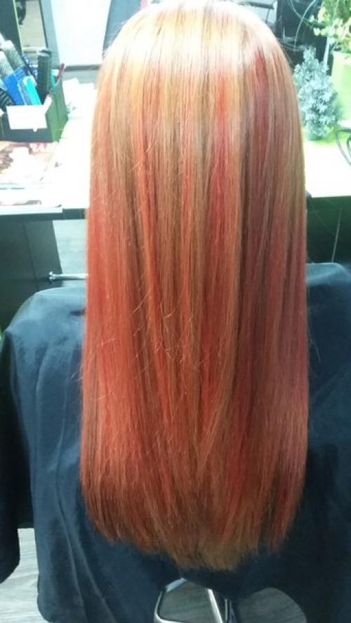 - Стрижки (женские, мужские, детские). 05