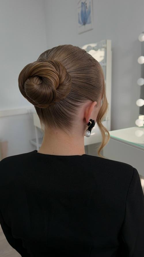 Гладкий пучок для невесты: почему он идеален? 01