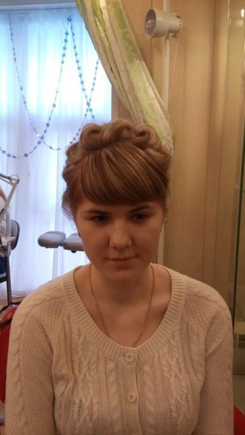 Девушки, предлагаю всем парикмахерские услуги: 02 Девушки, предлагаю всем парикмахерские услуги: 02