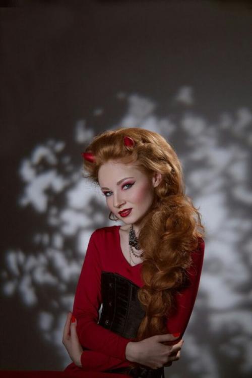 Встретились замечательной командой) давно хотела примерить такой образ фотограф - Даша грищеня. 01