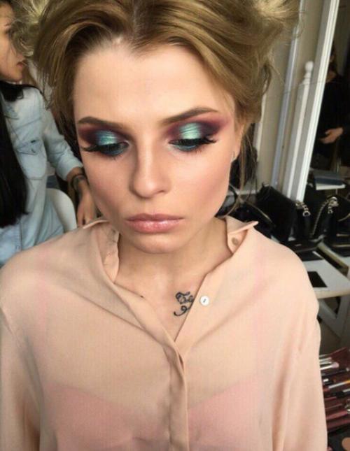 Дорогие девушки) стартует скидка на 8 марта) успевайте записаться. 01