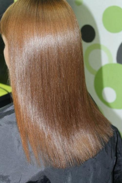 - Стрижки (женские, мужские, детские). 03