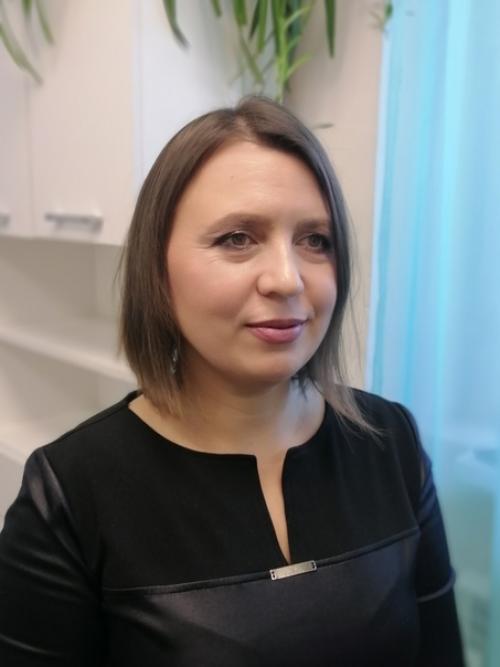 Теперь я сертифицированный мастер по прическам и визажист! 03