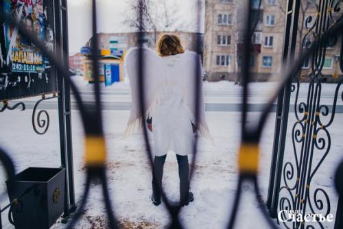 Есть только два способа прожить жизнь. 02