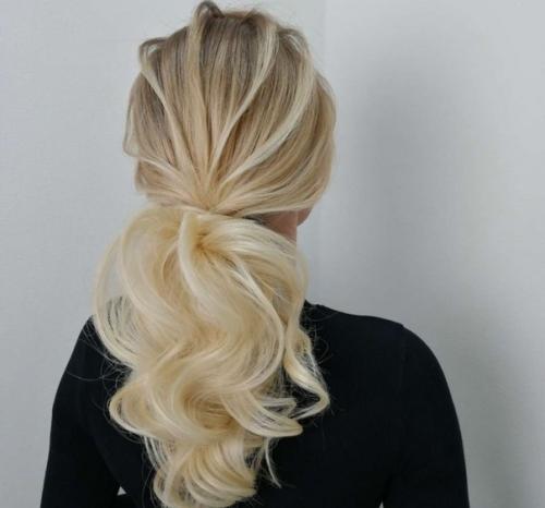 Теперь я сертифицированный мастер по прическам и визажист! 05