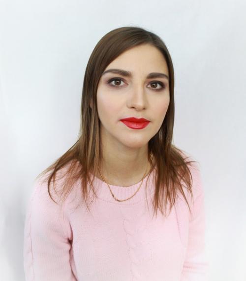 Я дипломированный мастер предлагаю: 03