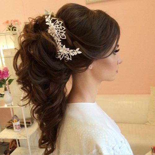 Внимание!  Девочки, открыта запись к выпускным вечерам. 03