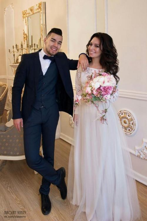 Нужны модели на локоны/прически для пополнения портфолио! 05 Нужны модели на локоны/прически для пополнения портфолио! 05