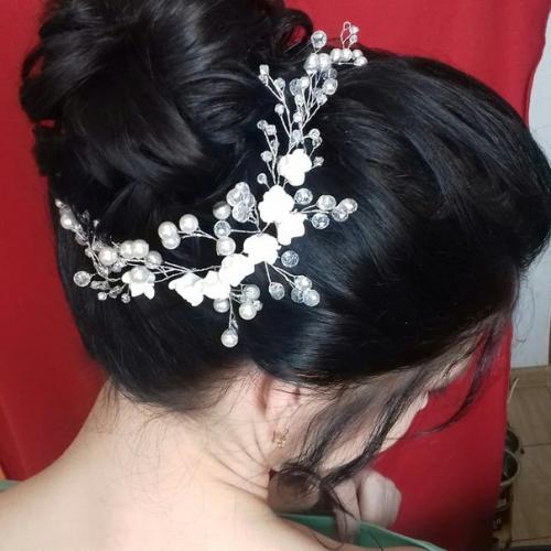 Девочки, запускаю акцию на весь апрель, цена полного образа (прическа + макияж) всего 1500 р.! 05