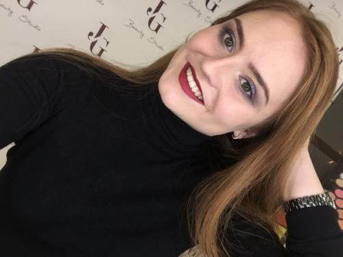 Милые девушки!  Буду рада помочь в создании великолепной прически и макияжа? 04