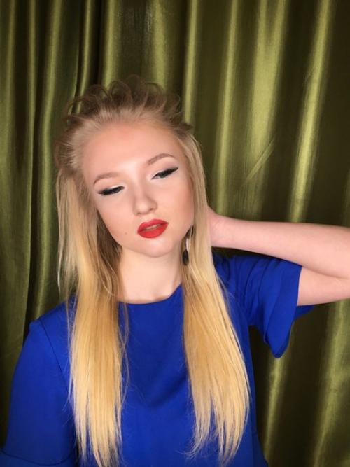 Растушеванная стрелка - как современная интерпретация классики Черная Стрелка - Красная Помада. 02