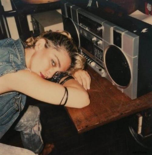 Когда я впервые увидел ее кошачьи глаза, я все понял. 01 Когда я впервые увидел ее кошачьи глаза, я все понял. 01