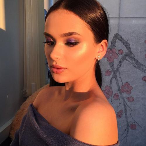 Девушки - красавицы!  Буду рада сделать для вас макияж или причёску? 03