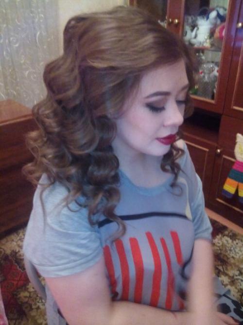 Красотки!  Приглашают вас в качестве моделей для создания роскошных локонов и причёсок! 02