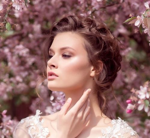 Тенденции свадебного макияжа и причесок 2022. 08
