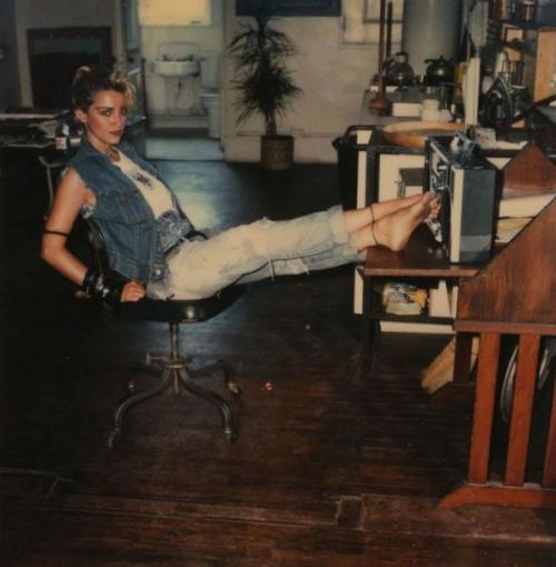 Когда я впервые увидел ее кошачьи глаза, я все понял. 03 Когда я впервые увидел ее кошачьи глаза, я все понял. 03