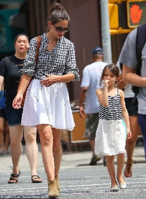 Стоит ли одевать детей как взрослых? 01 Стоит ли одевать детей как взрослых? 01