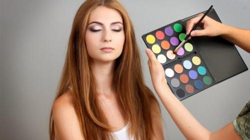 Всем известно, что самые лучшие специалисты - это наши специалисты! 04