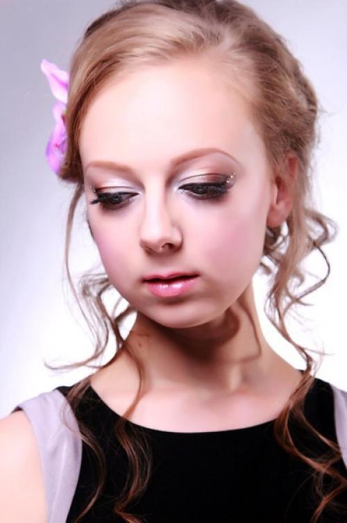 Доброго дня вам желает вечерняя группа, с преподавателем Татьяной Виноградовой? 03