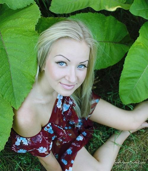 Девочки!  Внимание!  Возьму две фотосессии на это воскресенье и понедельник (3 и 4 апреля. 06