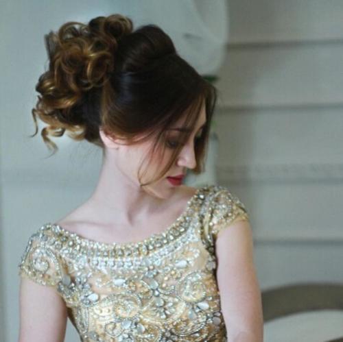 Девушки срочно через час, кто хочет срочно требуются модели на фотосессию, прическу и макияж с волосами ниже плеч! 04