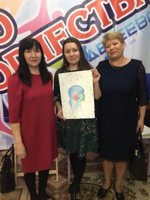 В преддверии 8 марта в центре детского творчества необычно поздравили женщин - руководителей. 07