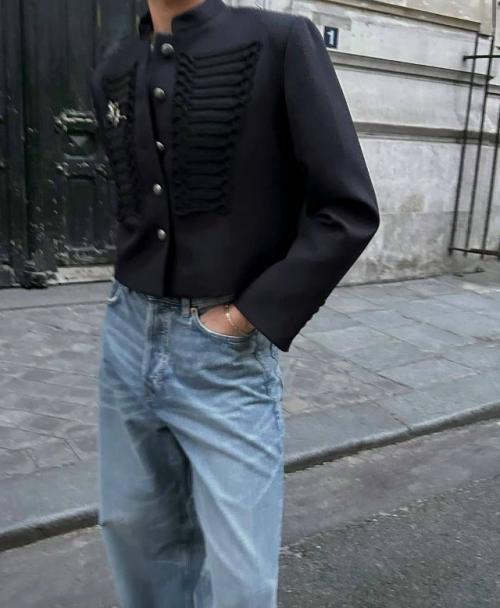 Гусарский жакет (доломан) - это мощный, почти театральный предмет, который требует уважения и смелости. 03