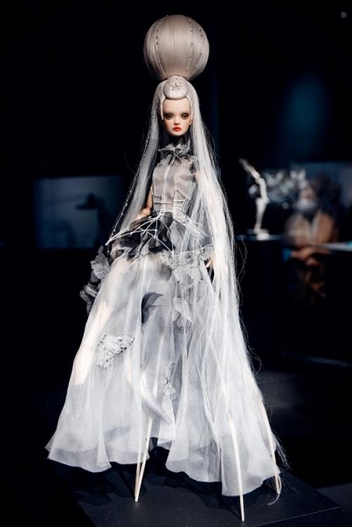 Выставку футуристических кукол Екатерины и Елены Поповых. 03 Выставку футуристических кукол Екатерины и Елены Поповых. 03