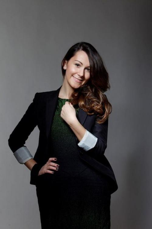 Наши преподаватели:   Эка чохури - преподаватель по стилю в школе Реверанс. 03