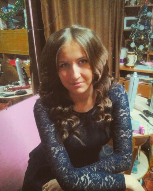 Красотки!  Приглашают вас в качестве моделей для создания роскошных локонов и причёсок! 03