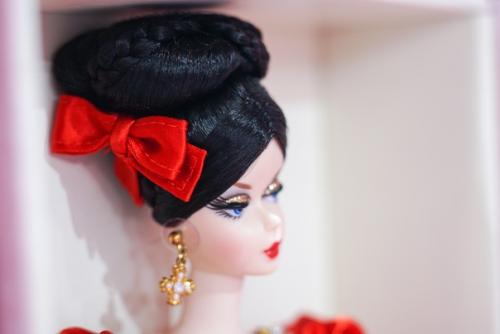 И ещё одна красавица из линейки Barbie Fashion Model Collection - Darya. 08