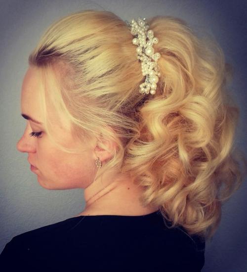 Дорогие девушки.  Скоро начинается пора выпускных и свадеб. 01