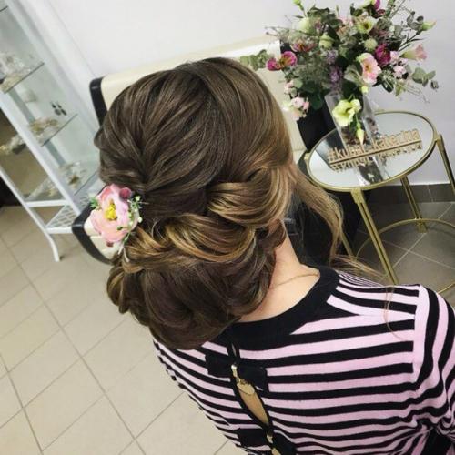 Предлагаю услуги стилиста - визажиста. 02