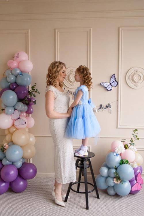 Преклоняюсь перед мамами, которые устраивают фотосессию своим девочкам ведь я понимаю насколько это не просто и хлопотно. 09