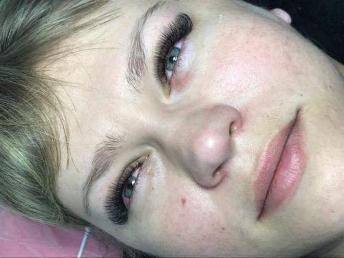 В связи с открытием студии мы приглашаем вас на такие процедуры как: 09