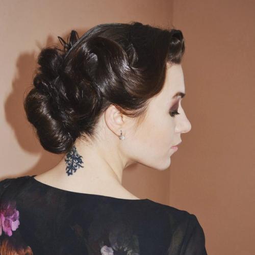 Совсем скоро последный звонок, выпускные. 02