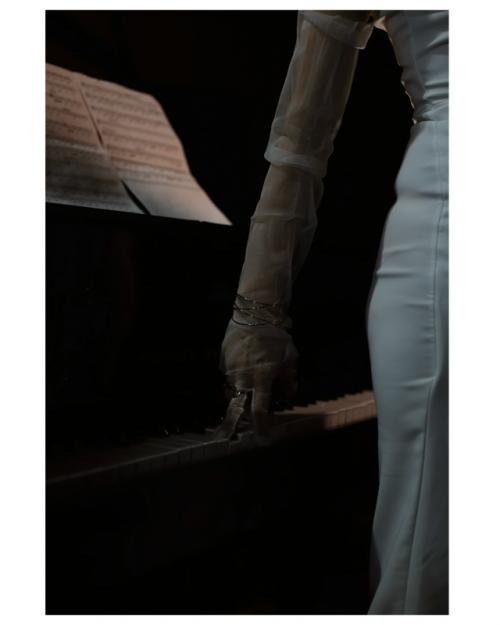 Когда Ира написала мне, что хочет на фотосессию ко дню рождения, в моей голове сразу всплыли картинки. 08