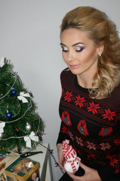 Окрашивание и коррекция бровей, макияж, причёски. 08