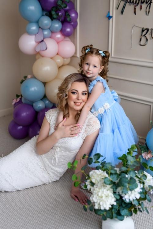 Преклоняюсь перед мамами, которые устраивают фотосессию своим девочкам ведь я понимаю насколько это не просто и хлопотно. 01