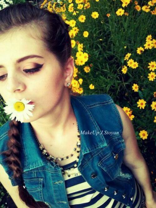 1. нужны модели на профессиональный макияж. 04