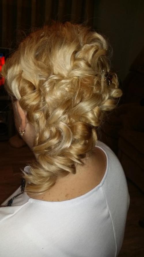 Девочки, наращивание ногтей, коррекция, укрепление своих ногтей, эпиляция, педикюр, маникюр и многое другое! 05