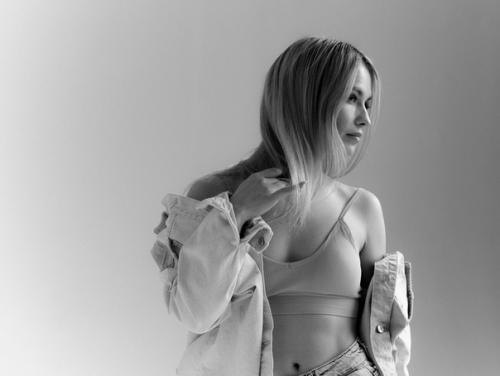 А давай мы придумаем тебе образ на фотосессию? 02