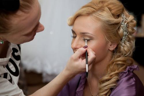 Совсем скоро последный звонок, выпускные. 01