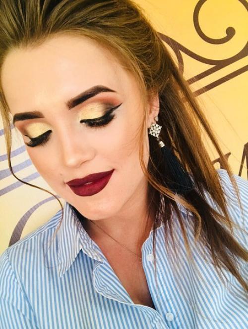 Дипломированный стилист визажист? 03