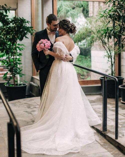 А что если дождь, что будет с моей причёской и макияжем? 01 А что если дождь, что будет с моей причёской и макияжем? 01