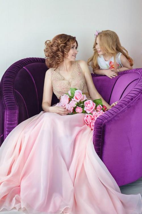 Модели для пополнения портфолио нужны. 08