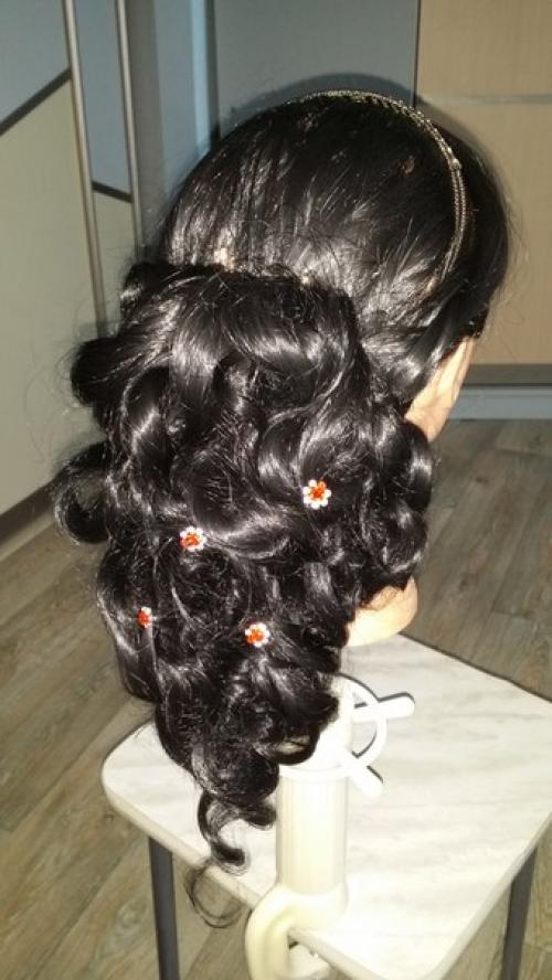 Девочки, наращивание ногтей, коррекция, укрепление своих ногтей, эпиляция, педикюр, маникюр и многое другое! 03