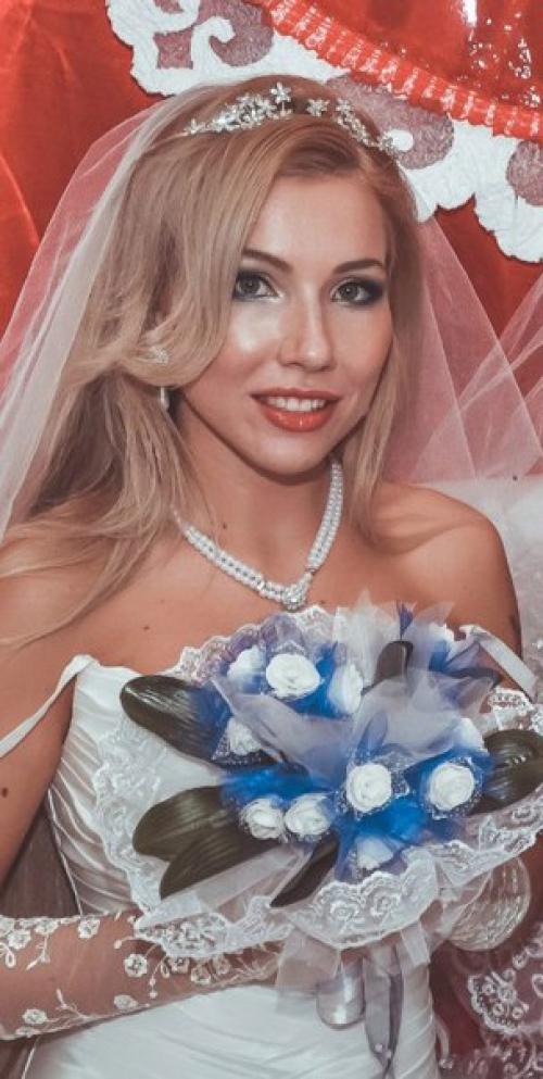 Иркутск.  Для осуществления ваших желаний, я предлагаю услуги по макияжу, могу сделать макияж любой сложности. 02