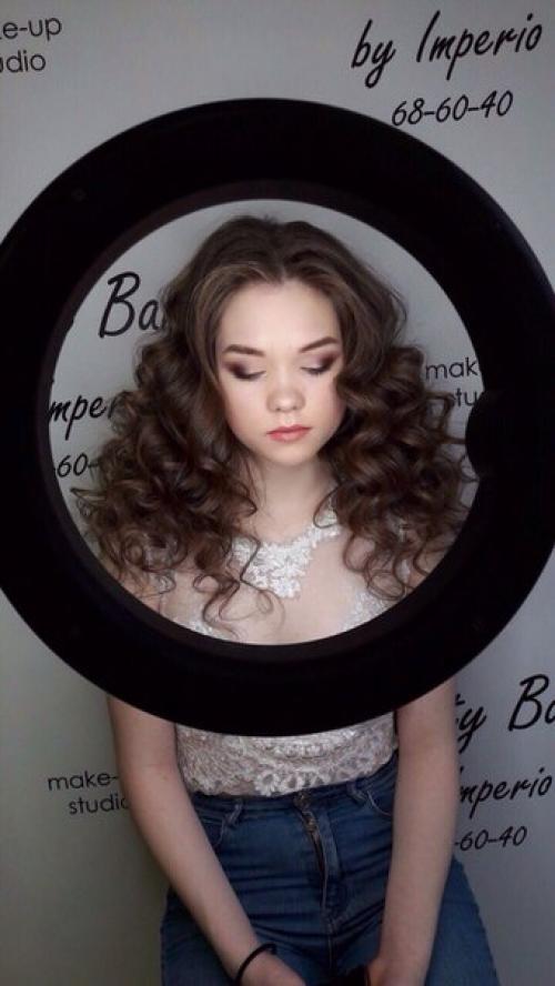 Выпускной не за горами и конечно же каждой девочке хочется, чтобы все было идеально? 01